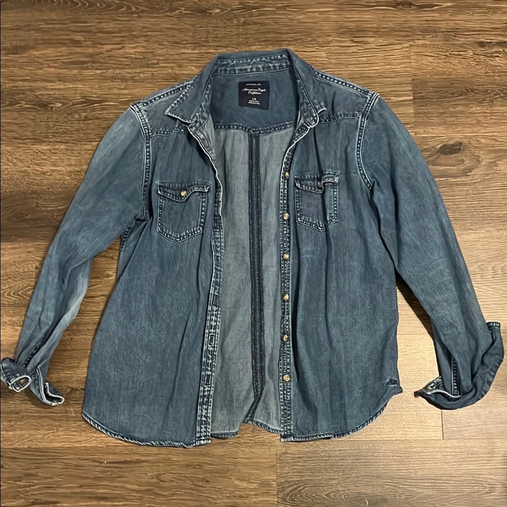 Levi's Denim Button-Up Shirt